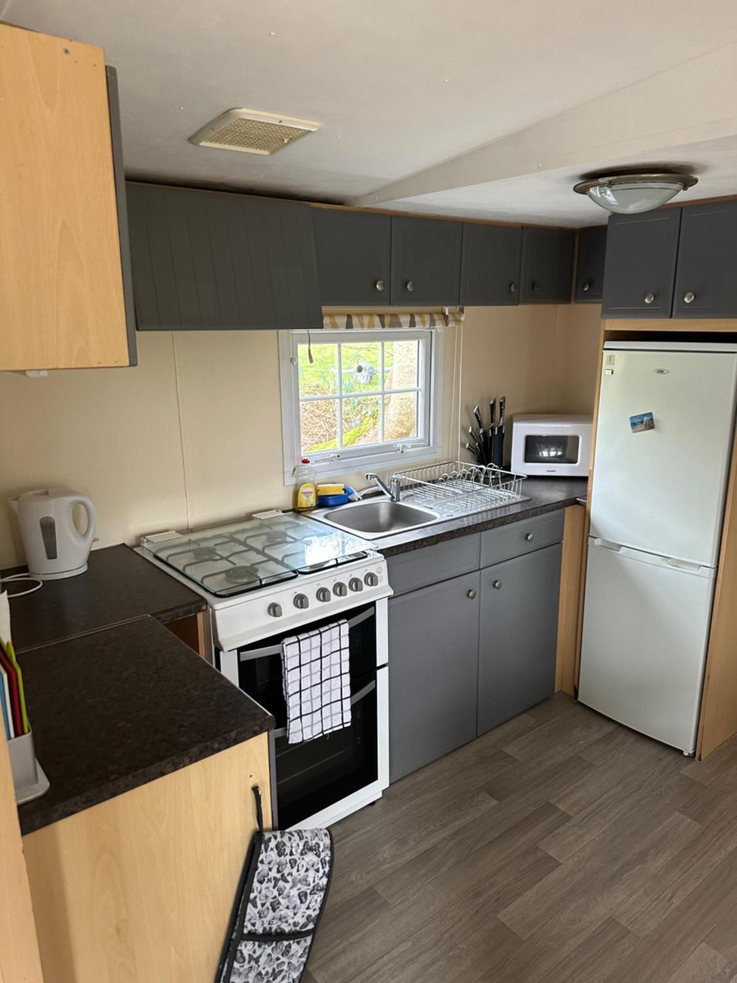 Horspath Static Mobile Home Set In Our 20 Acres Of Farmland מראה חיצוני תמונה
